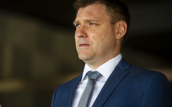 Kuffovci a Taraba odchádzajú z poslaneckého klubu ĽSNS