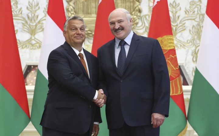 Orbán vyzval EÚ, aby zrušila sankcie voči Bielorusku