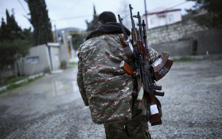 Turci ukazujú rohy. Aj v Náhornom Karabachu