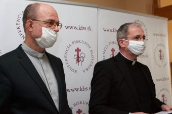 Biskupi zrušili dišpenz od povinnej účasti na nedeľných omšiach