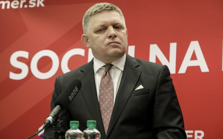 Robert Fico avizuje personálne zmeny, Pellegriniho skupinu nazýva zradcami