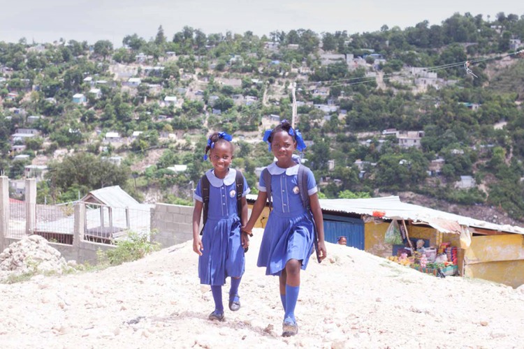 Ako vyzerá bežný školský deň na Haiti?