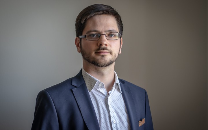 Púšťame sa hlavne do prípadov, kde ľudia čelia silnému tlaku 