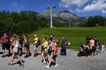 Štatistiky zatiaľ nepotvrdzujú, že Vysoké Tatry sú preplnené turistami