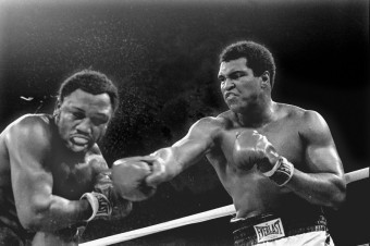Vo veku 74 rokov zomrel legendárny americký boxer Muhammad Ali