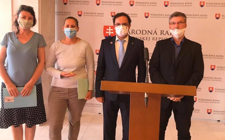 Poslanec Čepček z OĽaNO predložil nový návrh zákona o potratoch
