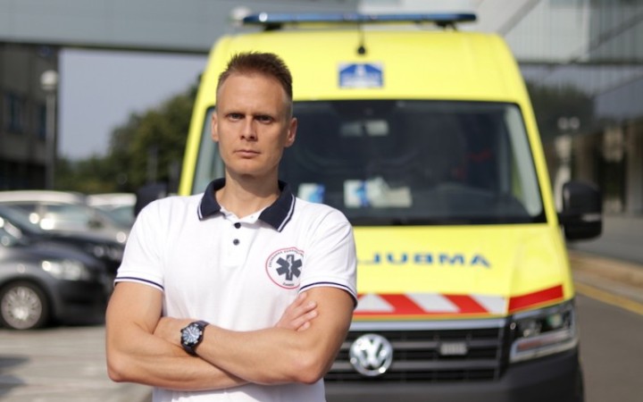 Dve záchranné služby vystupujú z asociácie záchraniek, jej šéfa to neprekvapilo