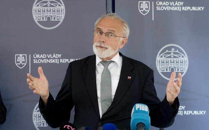 Blíži sa koniec Jána Mičovského?