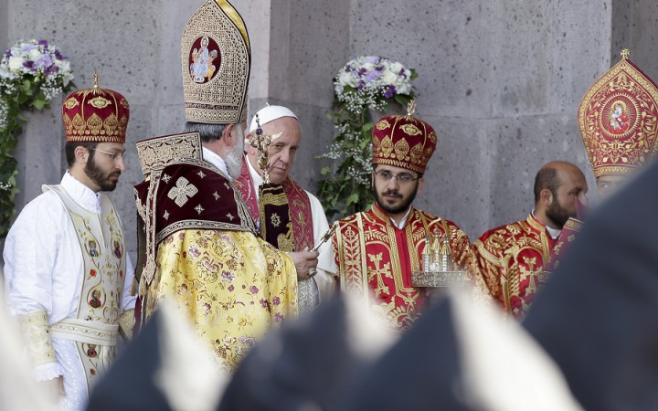 Pápež v Arménsku pripomenul genocídu a vyzval k zmiereniu s Tureckom