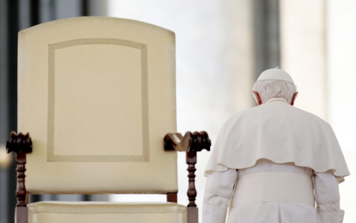 Benedikt XVI. prehovoril o gay loby vo Vatikáne