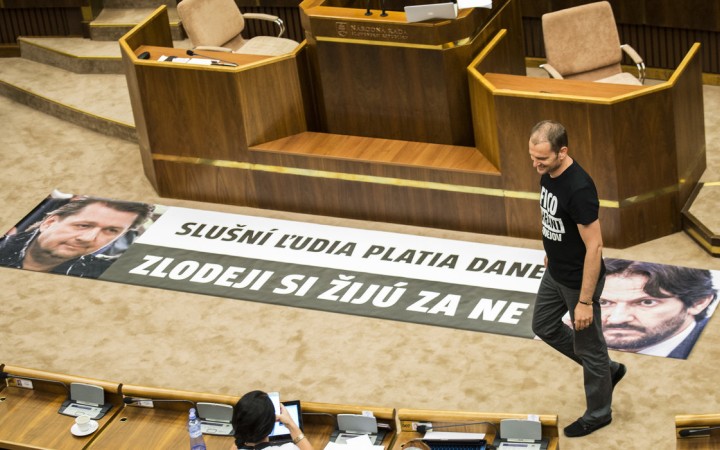 Zábava graduje, otázkou je, čo bude finále