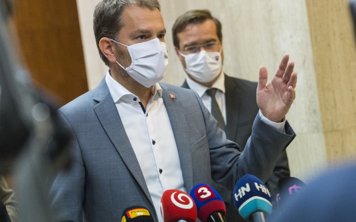 Pre ľudí bez negatívnych testov bude platiť zákaz vychádzania do 8. novembra