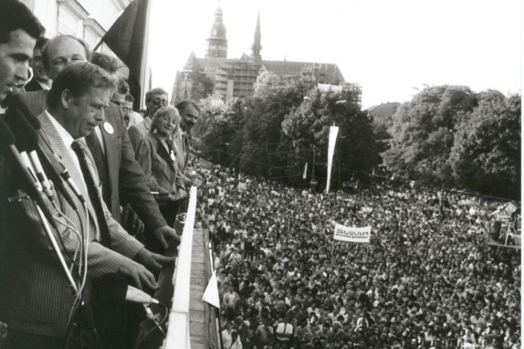 November ´89 očami vtedajšej stredoškoláčky na Východe