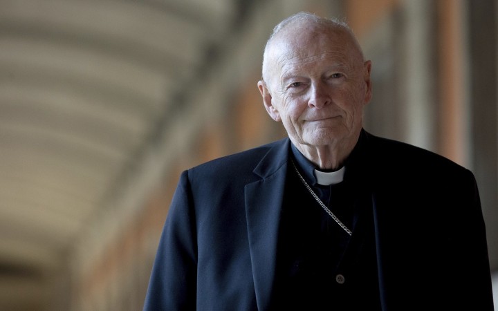 Príbeh zvráteného kardinála, ktorý Vatikánu prerástol cez hlavu