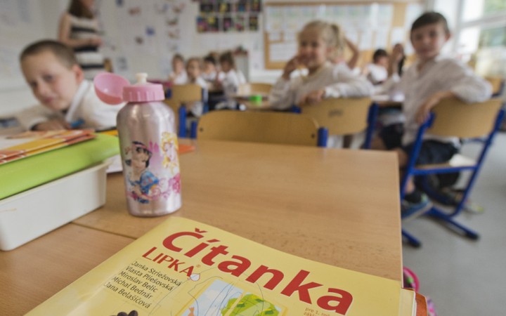 Prečo majú učitelia zo západu problém s tými z východu a naopak