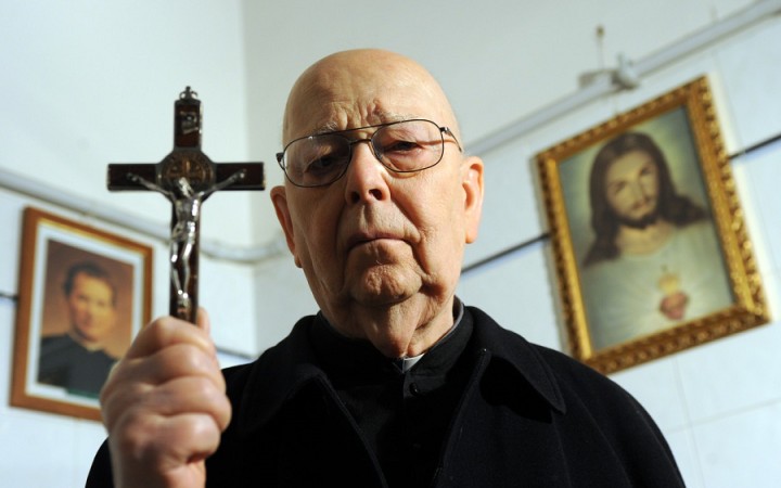 Zomrel najznámejší exorcista Gabriele Amorth (Vatikánska sedma)