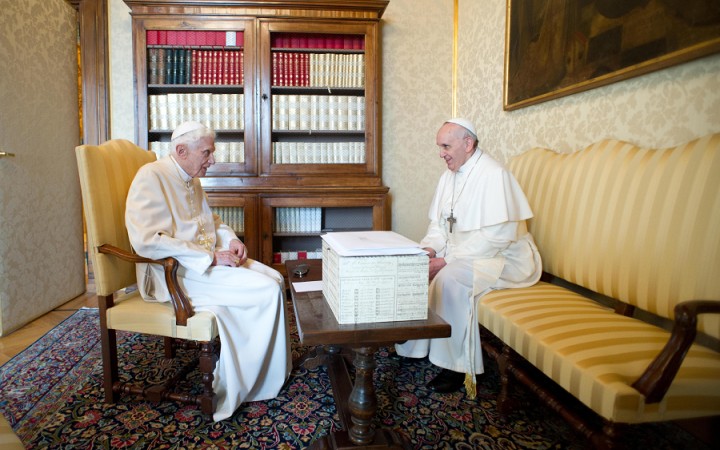 František sa zriekol Castel Gandolfa. Prenechal ho turistom (Vatikánska sedma)