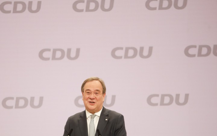 Lídrom nemeckej CDU sa stal Armin Laschet