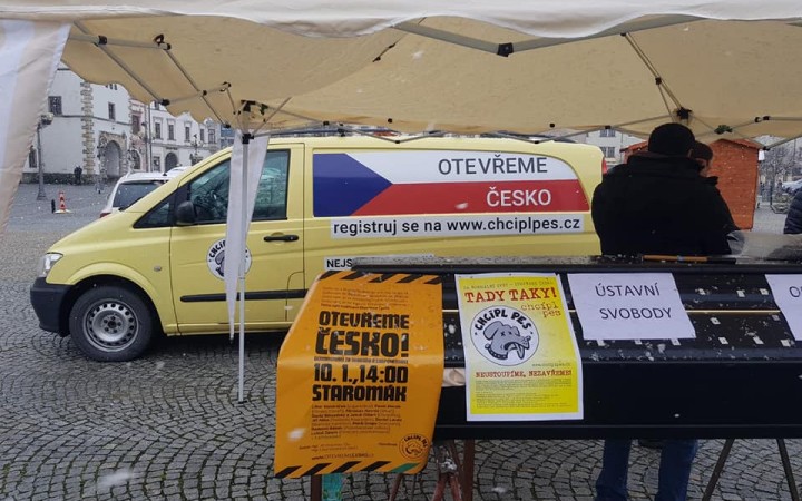 Ako sa česká krčma vzbúrila proti pandémii