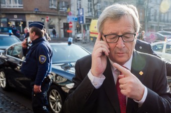 Jean-Claude Juncker sa asi zbláznil