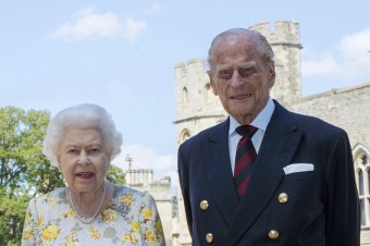 Vo veku 99 rokov zomrel britský princ Philip, manžel kráľovnej Alžbety II.
