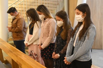 Online kampaňou chcú mladých nadchnúť pre život vo farskom spoločenstve