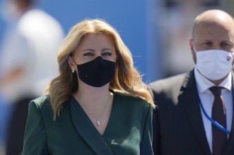 Čaputová sa pred samitom NATO stretla s eurokomisárkou Jourovou