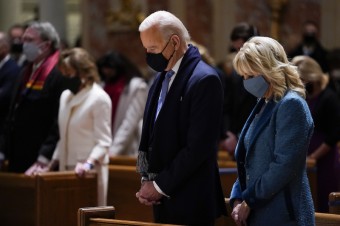 Bidenova farnosť v D.C. vyhlásila, že nebude veriacim odopierať Eucharistiu