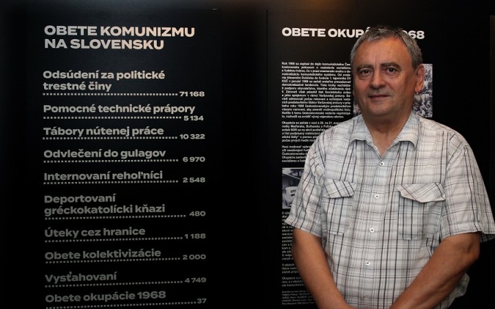 Komunisti udržiavali v ľuďoch strach. Vedeli, že kto sa bojí, ten je poslušný