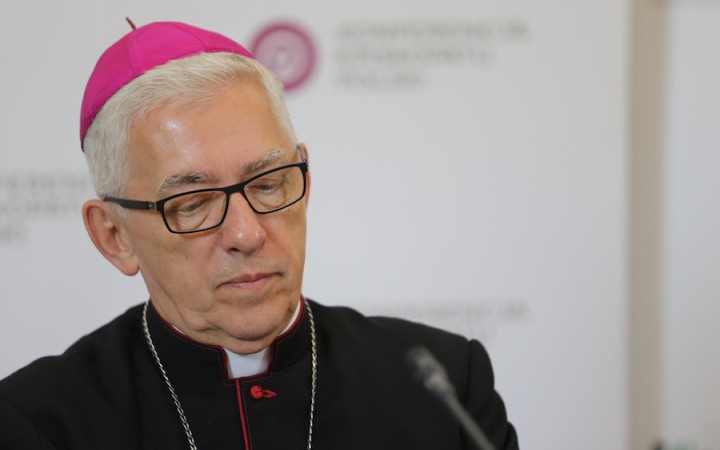 Ďalší poľský biskup ustupuje do úzadia, arcibiskup Katovíc požiadal o koadjútora