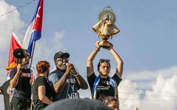 Koniec komunistickej vlády požaduje aj Kresťanské hnutie za oslobodenie