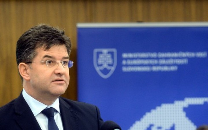 Stratégia ľudských práv: olej do ohňa, ktorý páli