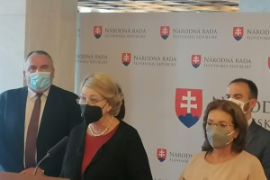 Kostoly sa už viac plošne nezavrú