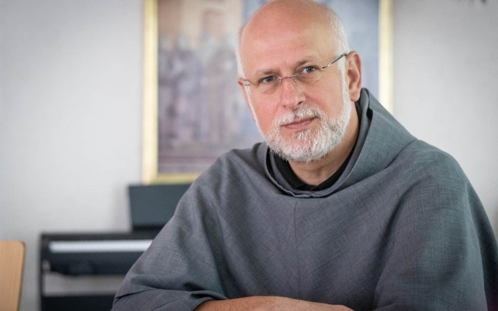 Pápež František ma prosil, nech som v spovednici milosrdný