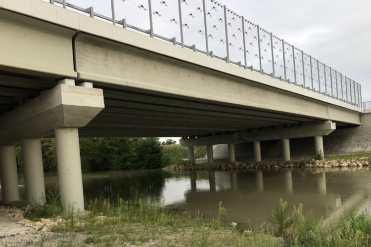 Križovatka D1D4 je maslom na hlave bývalého vedenia NDS a tlaku developerov