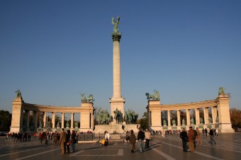 Na pápeža v Budapešti netreba ani covid test, rátajú so stotisícovou účasťou
