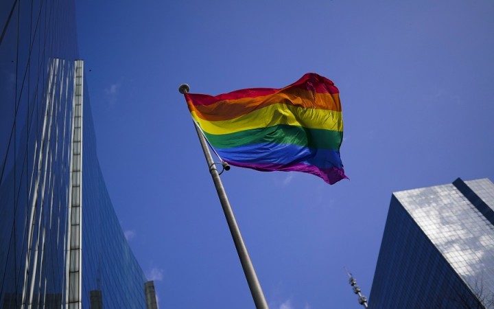 Europarlament žiada, aby sme homosexuálom uznali manželstvá aj právo na deti