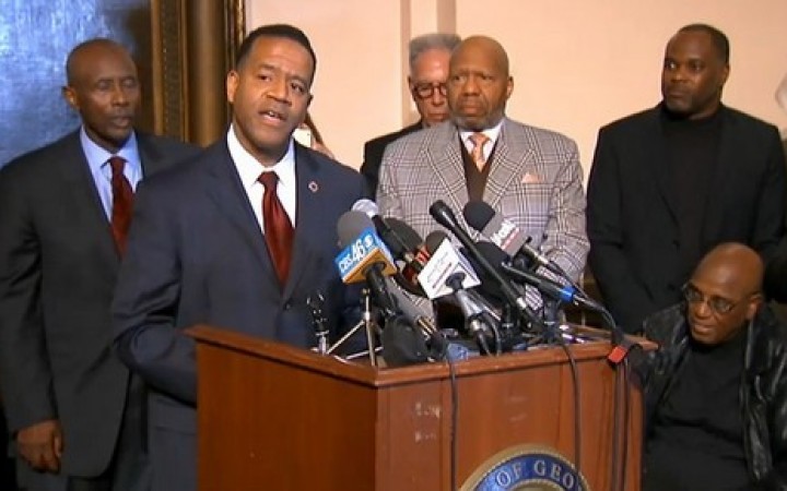 Prepustený Kelvin Cochran: Príbeh o ovocí tolerancie a slobody hnutia LGBTI