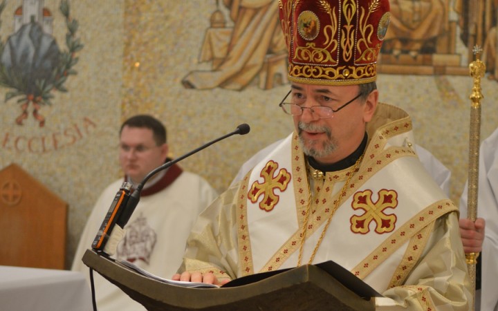 Arcibiskup Vasiľ: Úroveň spoločnosti sa nemeria počtom zjedených hamburgerov
