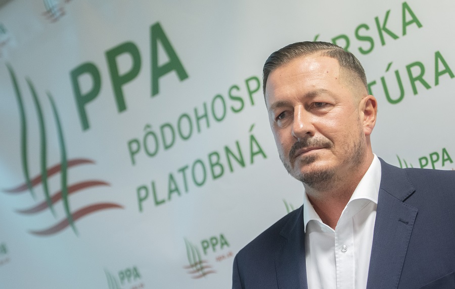 Podarí sa platobnej agentúre vyhrabať zo špiny korupcie?