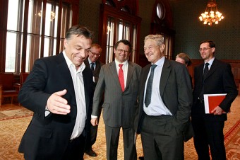 Orbán malý politik, Soros veľký politik