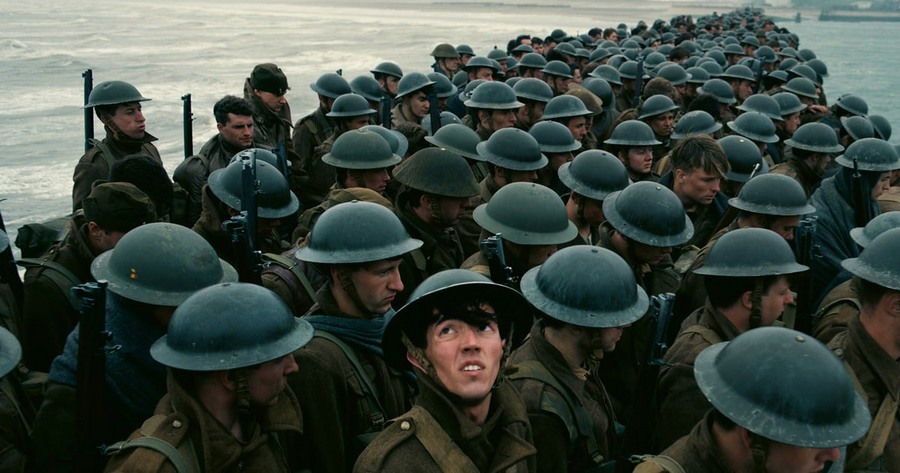 Nolanov Dunkirk je bez kvapky krvi, ale o to pôsobivejší