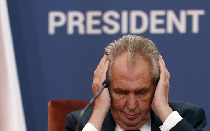Prezident je dezorientovaný a ťažko komunikuje. Môžu za to problémy s pečeňou