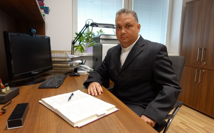 Proces nefunguje tak, že si niekto vybaví nulitu šikovnou právnou kľučkou