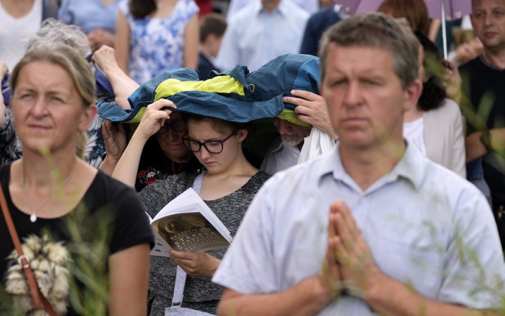 Vatikán upozornil na problémy. Pozitíva prevažujú, zhodujú sa oslovení kňazi