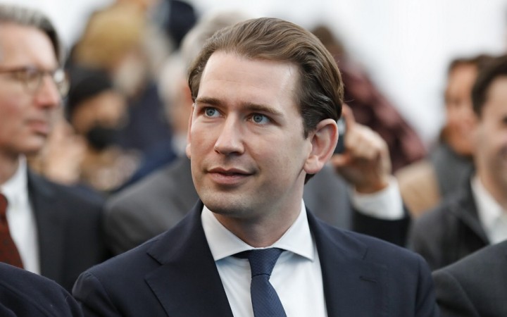 Rakúsky exkancelár Sebastian Kurz odíde z politiky