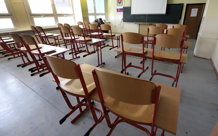 Opatrenia budia dojem, že naša budúcnosť je menej dôležitá než montážne dielne