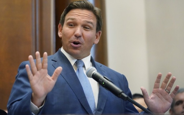 Floridský guvernér Ron DeSantis predstavil zákon proti woke ideológii