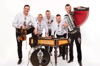 Profitujú vďaka nám aj zarytí folkloristi, ktorí nás kritizujú