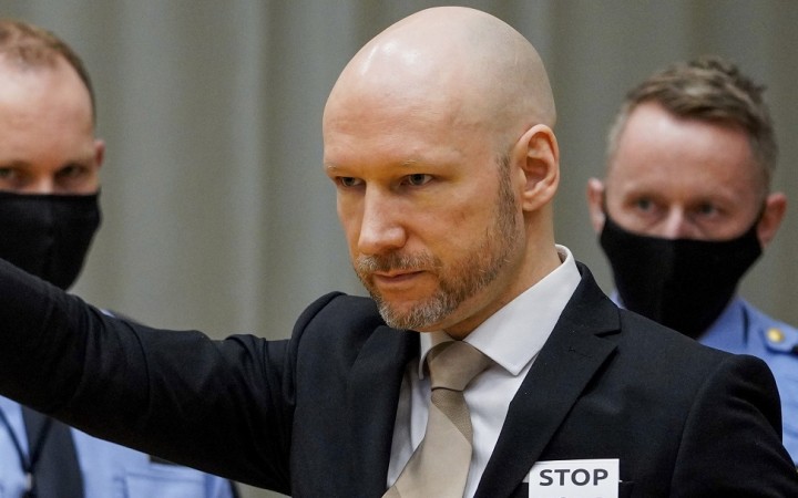 Anders Breivik počas pojednávania o prepustení vyjadroval pravicové názory